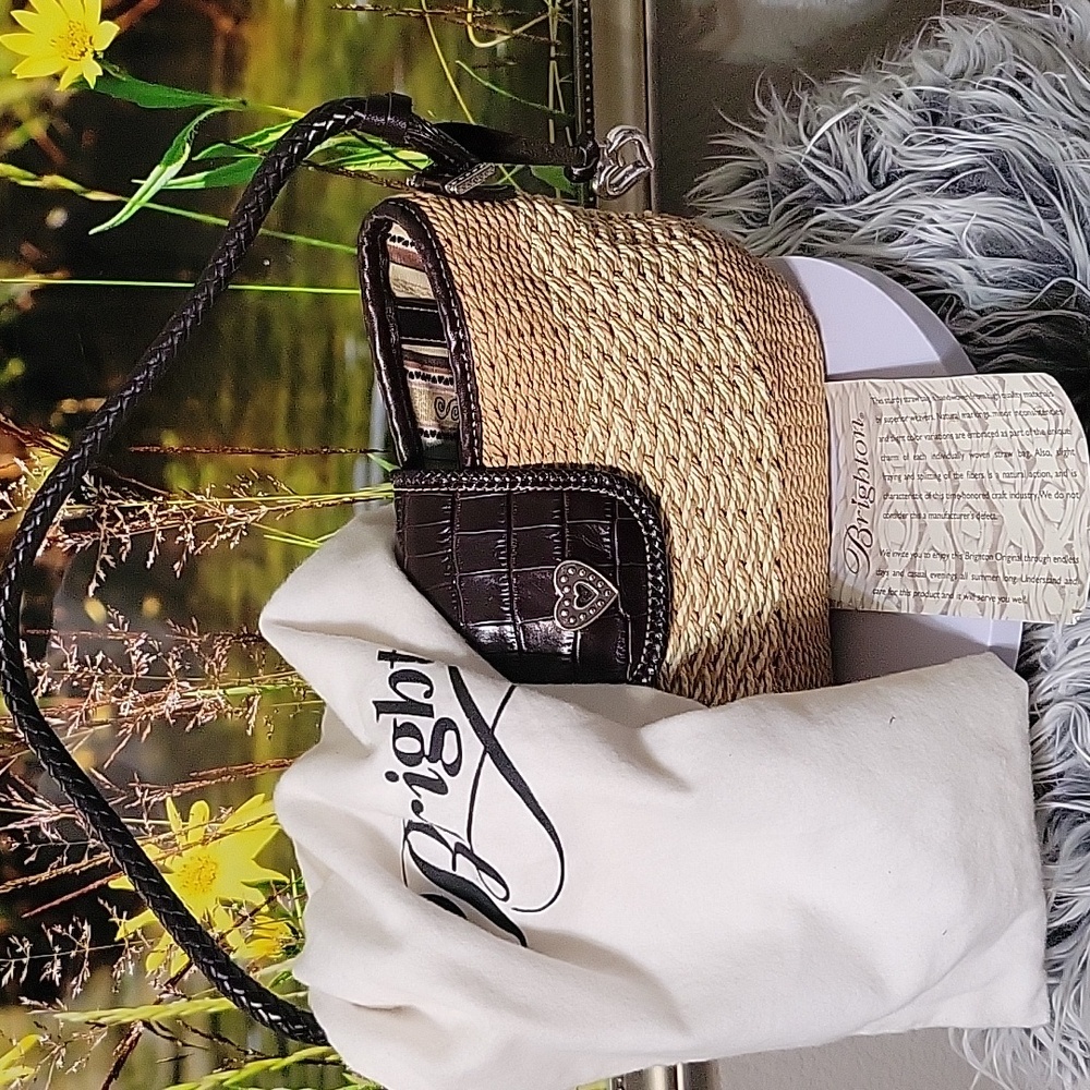 Brighton Woven Straw & Brown Leather Shoulder Bag w/ Heart Charm + Dust Bag - Picture 8 of 12